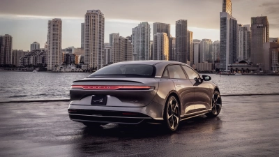 Lucid Air PURE