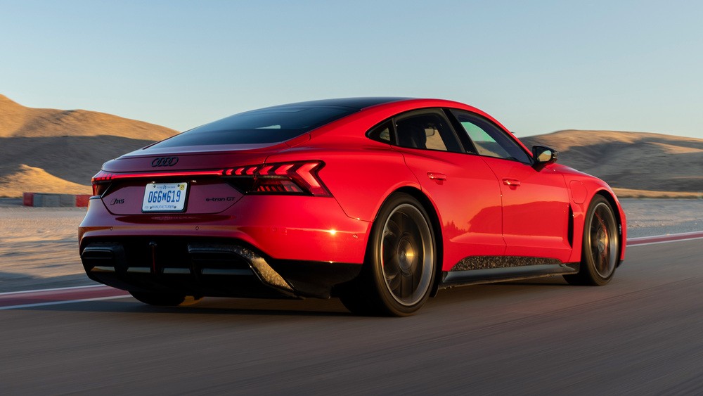 Audi e-tron GT: Performance Redefined