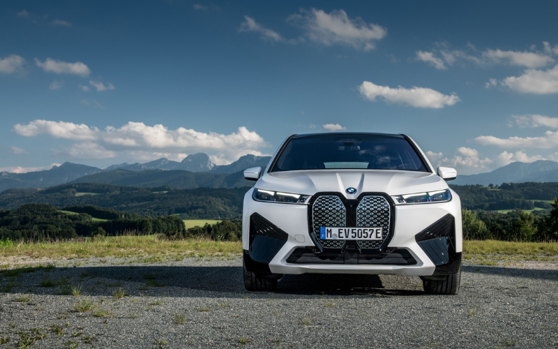 BMW iX: Futuristic Electric SUV